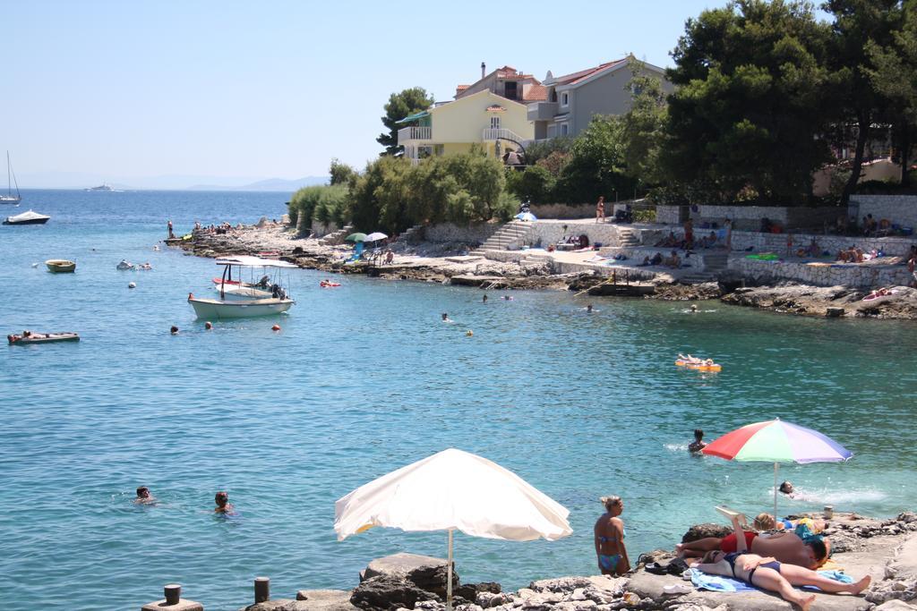 Apartments Šuker Trogir Eksteriør bilde