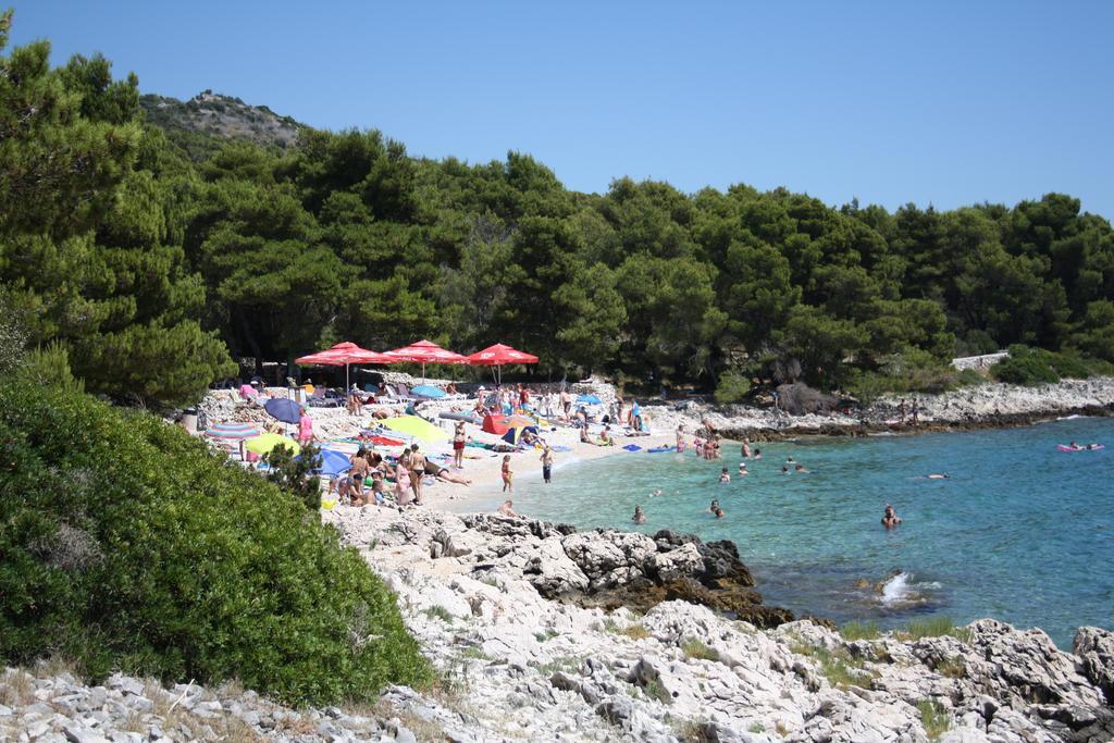 Apartments Šuker Trogir Eksteriør bilde
