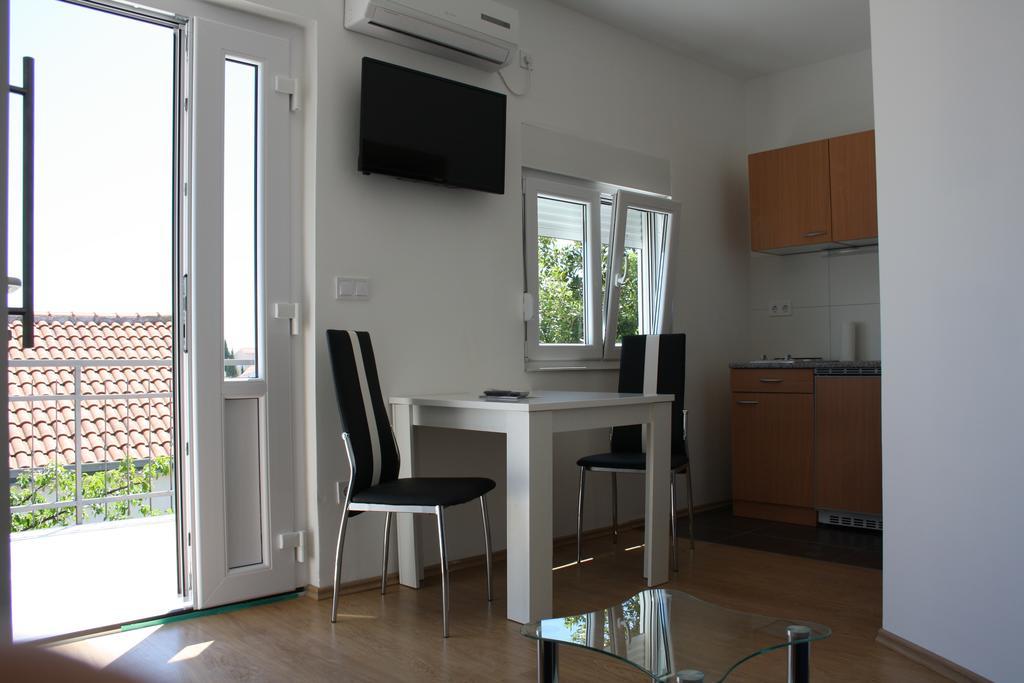 Apartments Šuker Trogir Eksteriør bilde