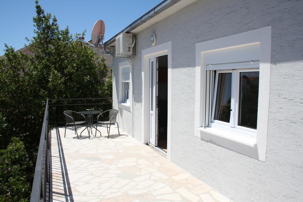 Apartments Šuker Trogir Eksteriør bilde
