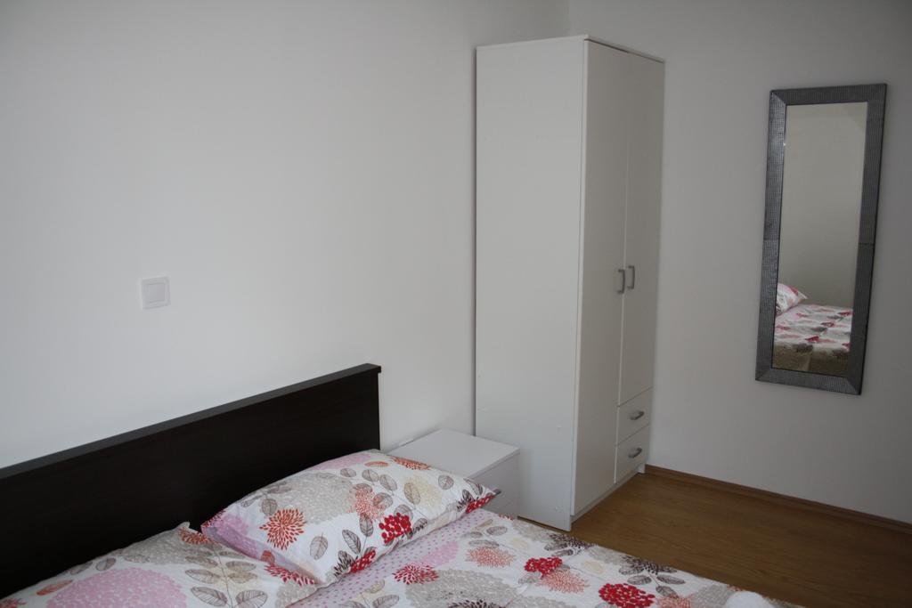 Apartments Šuker Trogir Eksteriør bilde
