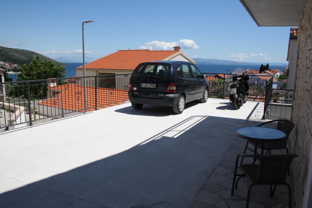 Apartments Šuker Trogir Eksteriør bilde