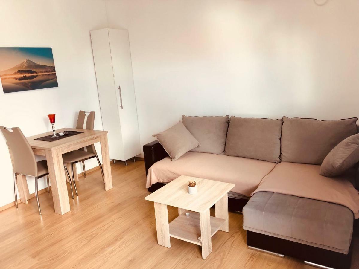 Apartments Šuker Trogir Eksteriør bilde